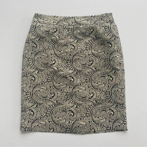 Ann Taylor Skirt Size 8 Black White Meltallic Gold Thread Flat Front